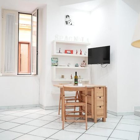 Casa Vacanza La Spagnola Неаполь Экстерьер фото